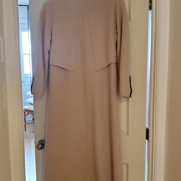 Beautiful vintage coat, 100% pure virgin wool - Picture 7 of 8